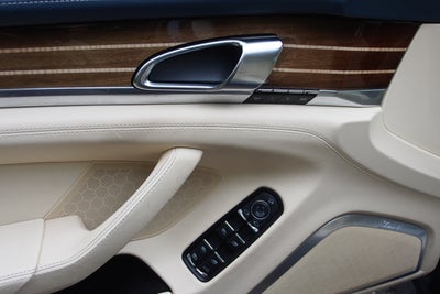 2012 Porsche Panamera Turbo