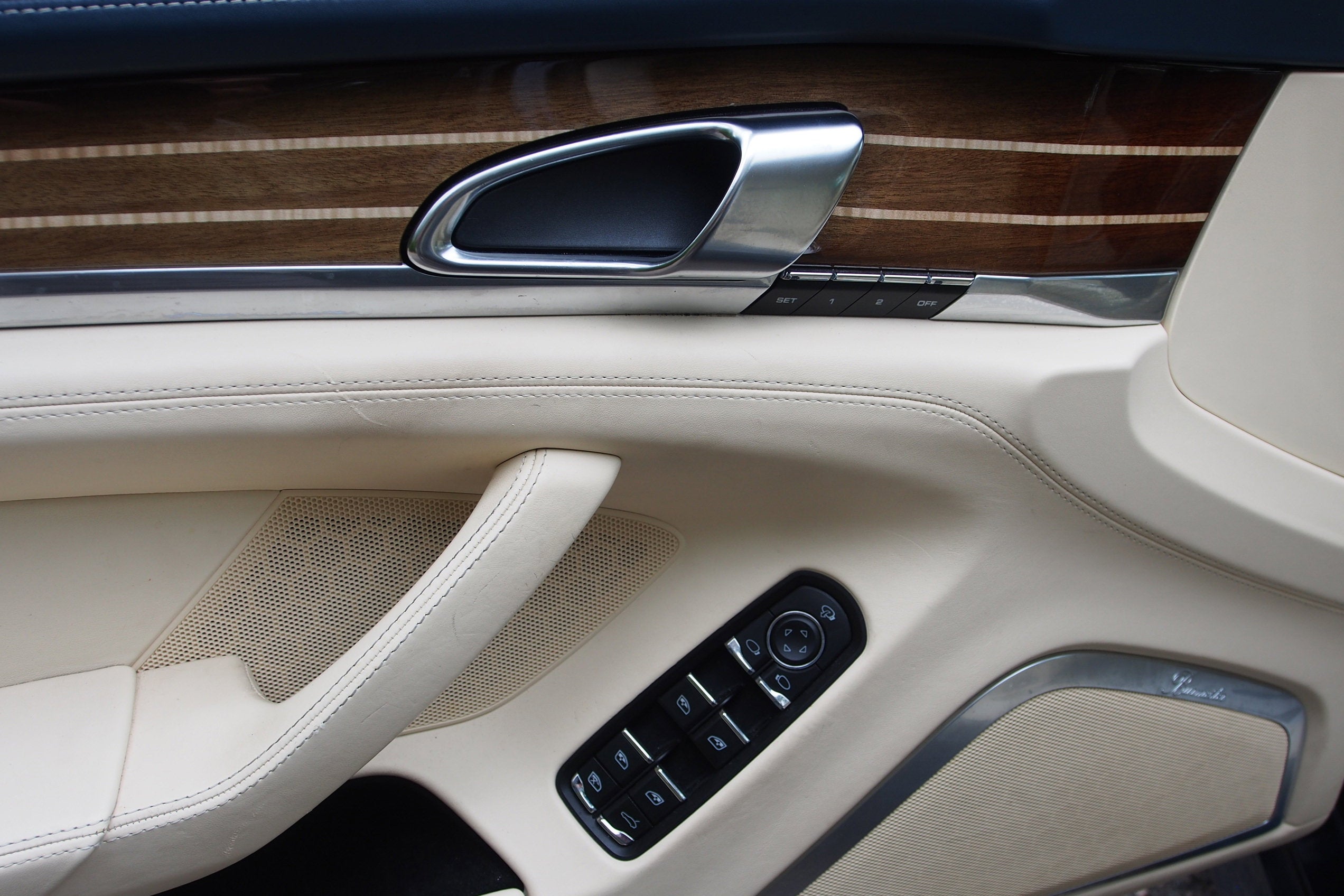 2012 Porsche Panamera Turbo