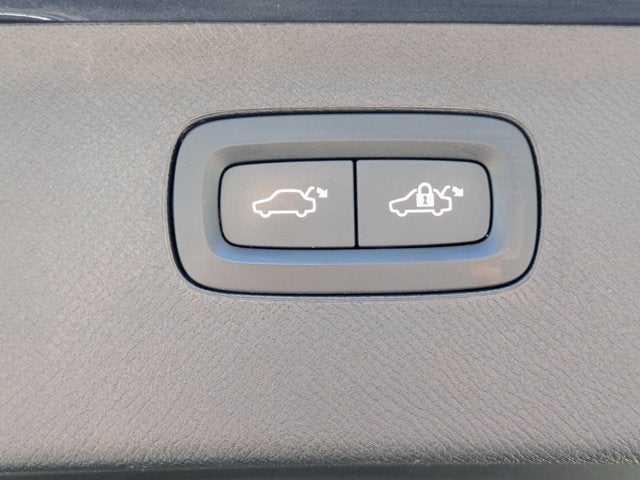 2022 Volvo XC90 Inscription