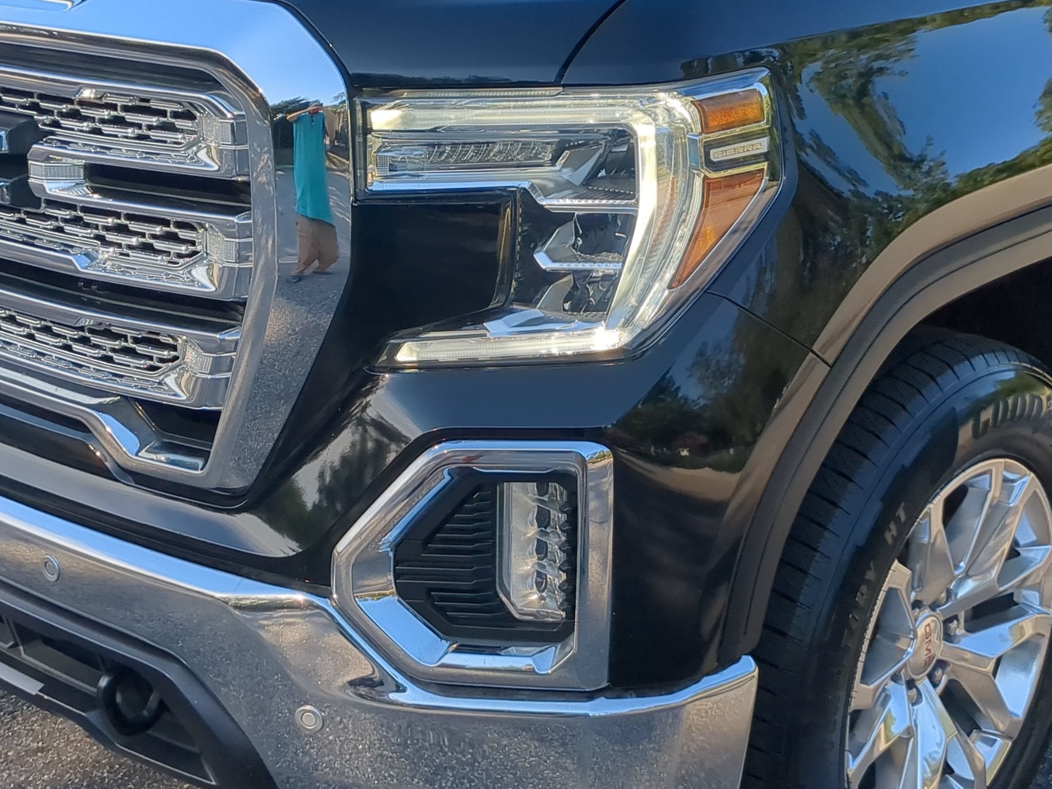 2021 GMC Sierra 1500 SLT