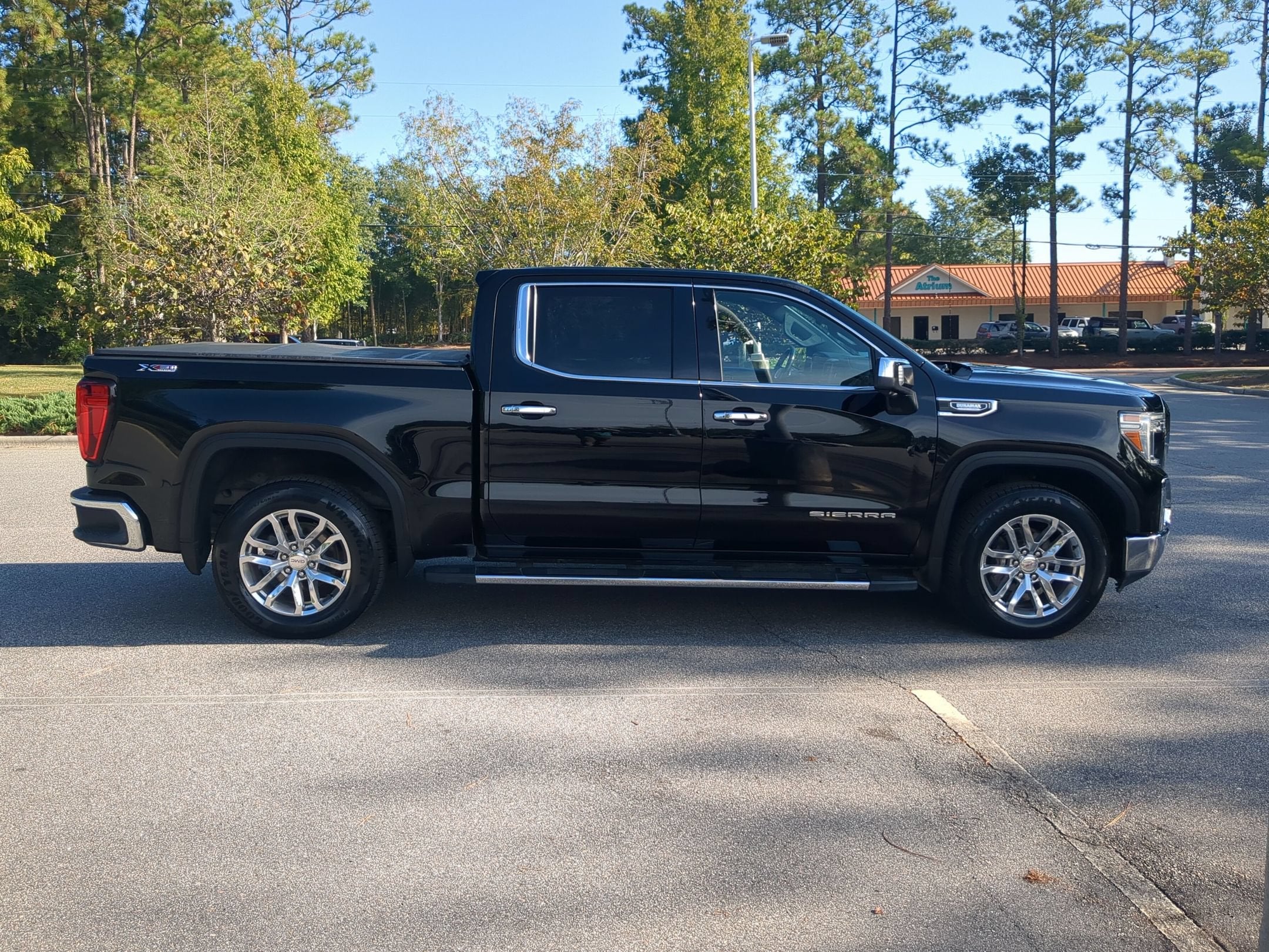 2021 GMC Sierra 1500 SLT