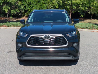 2022 Toyota Highlander XLE