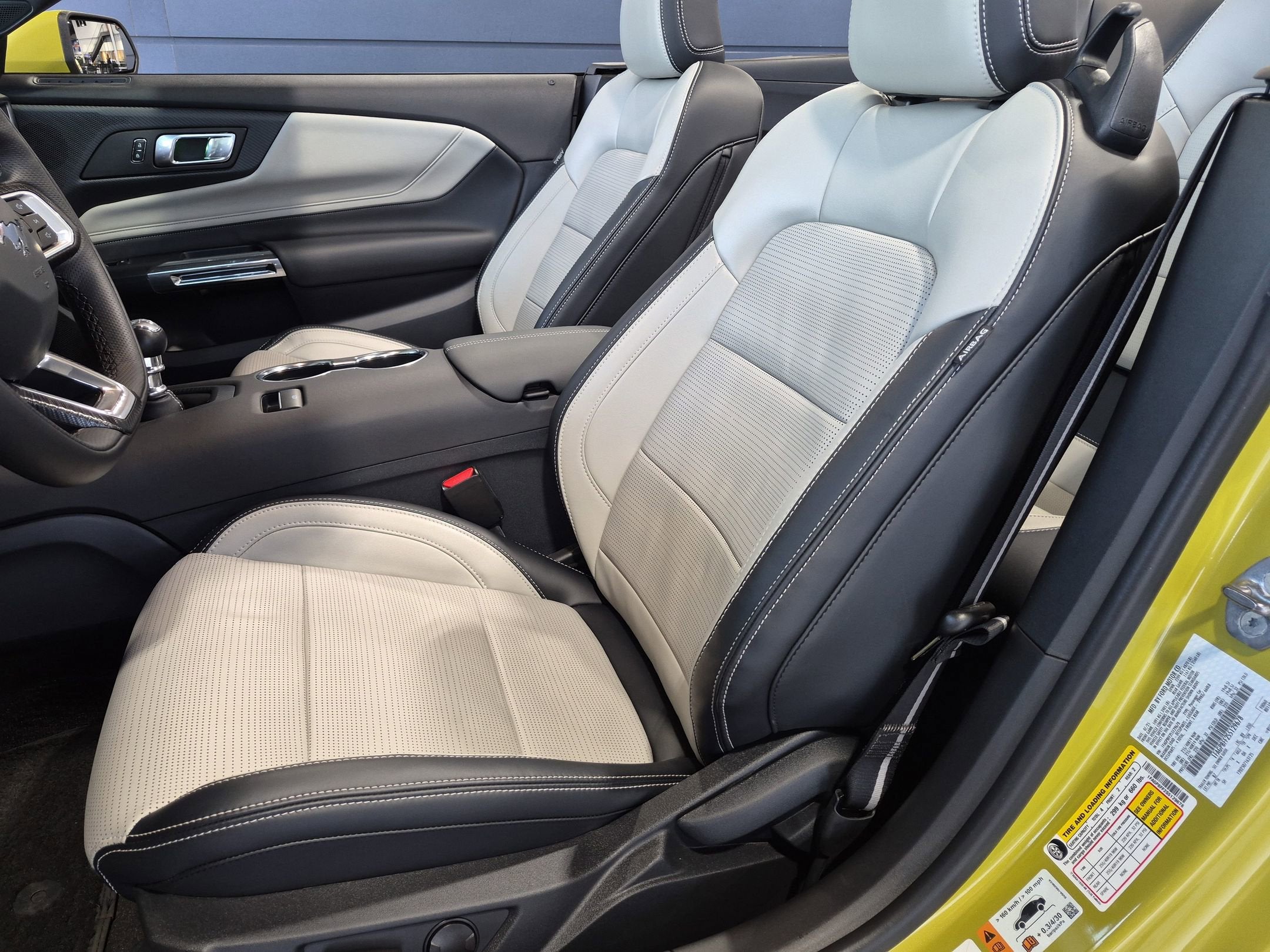 2025 Ford Mustang GT Premium
