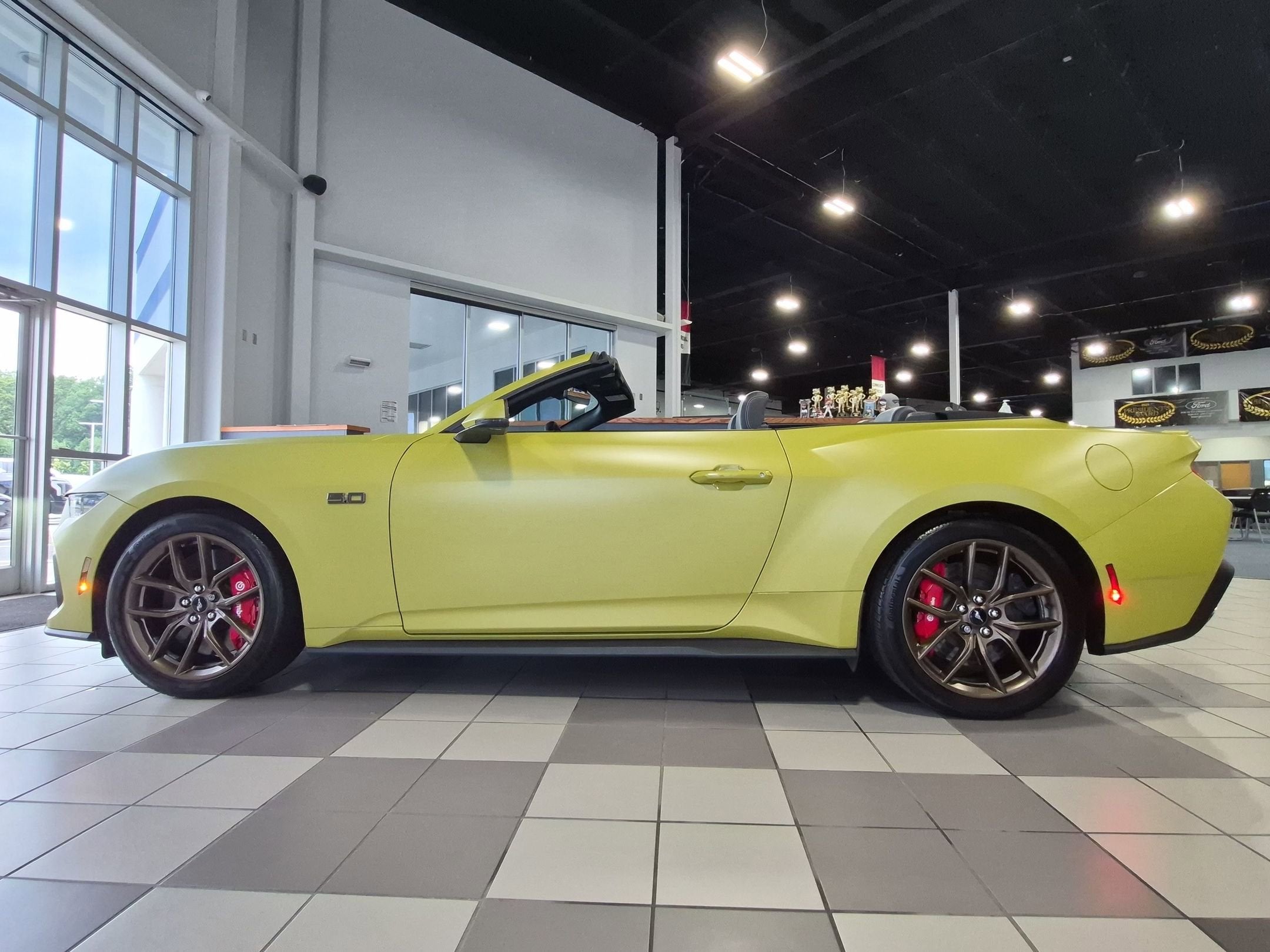 2025 Ford Mustang GT Premium