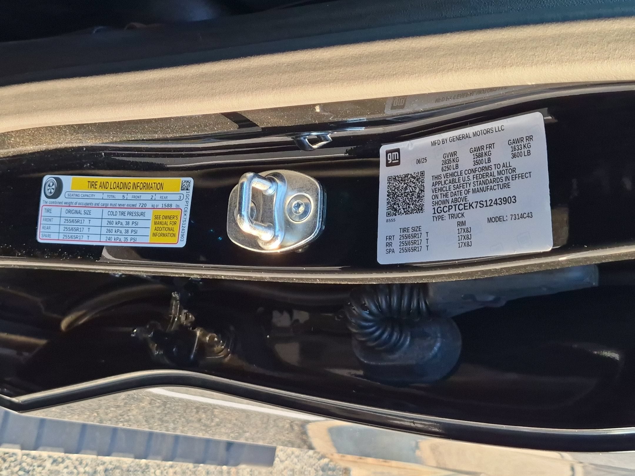 2025 Chevrolet Colorado 4WD LT