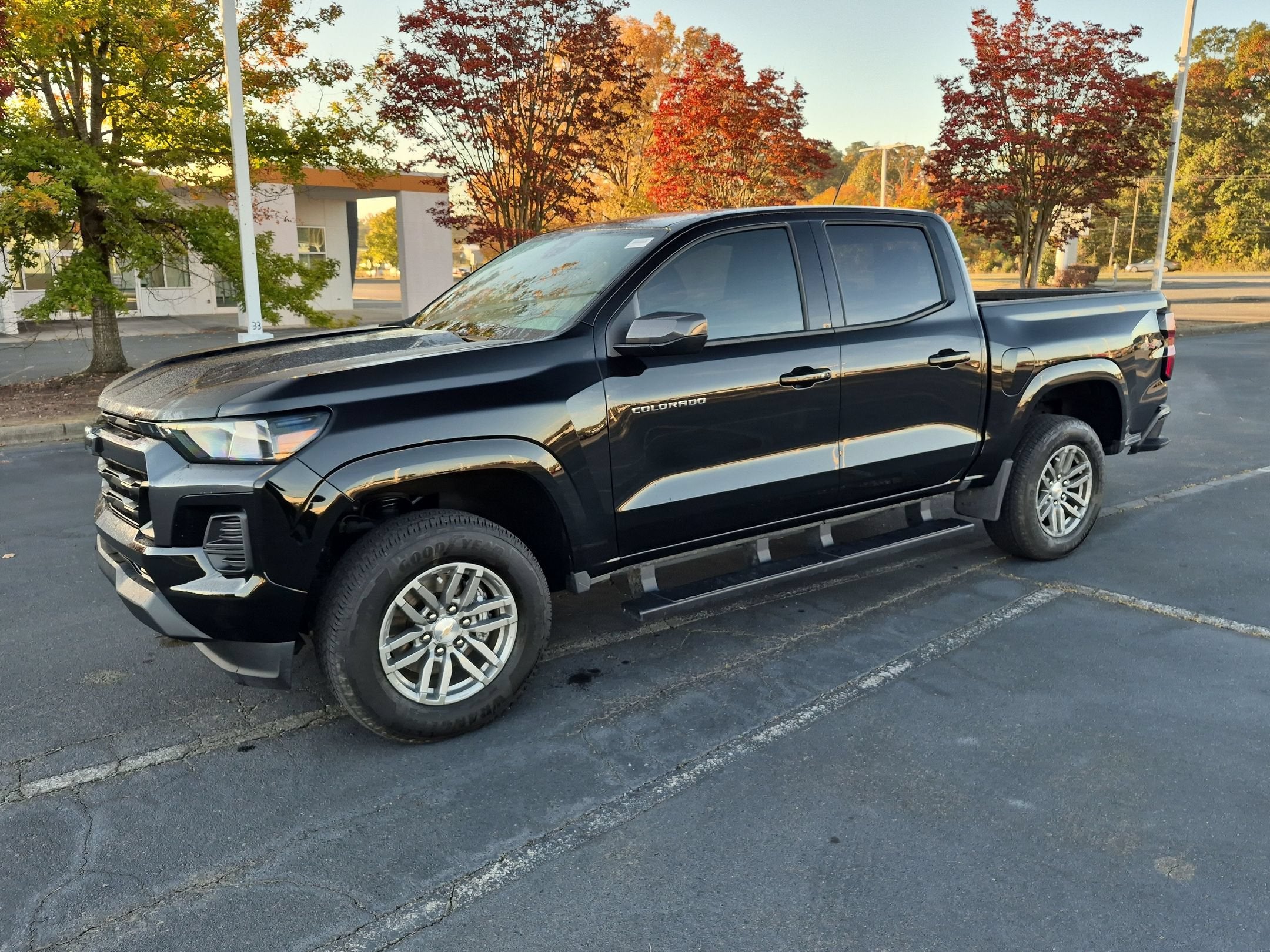 2025 Chevrolet Colorado 4WD LT