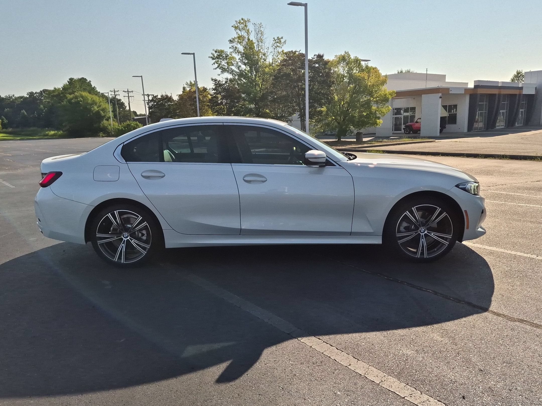 2024 BMW 3 Series 330i xDrive