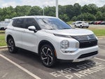 2022 Mitsubishi Outlander Base