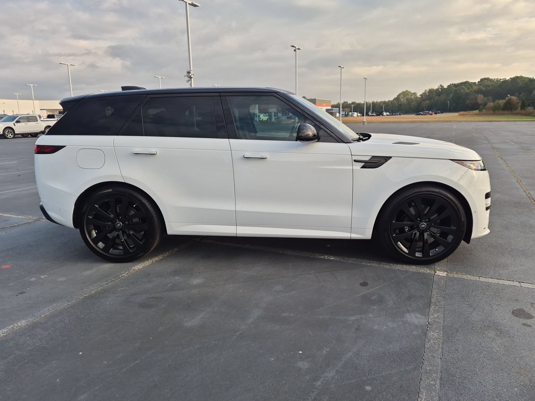 2025 Land Rover Range Rover Sport Dynamic SE