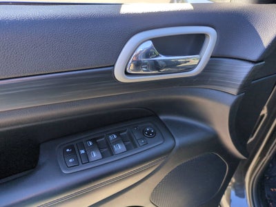 2020 Jeep Grand Cherokee Laredo E