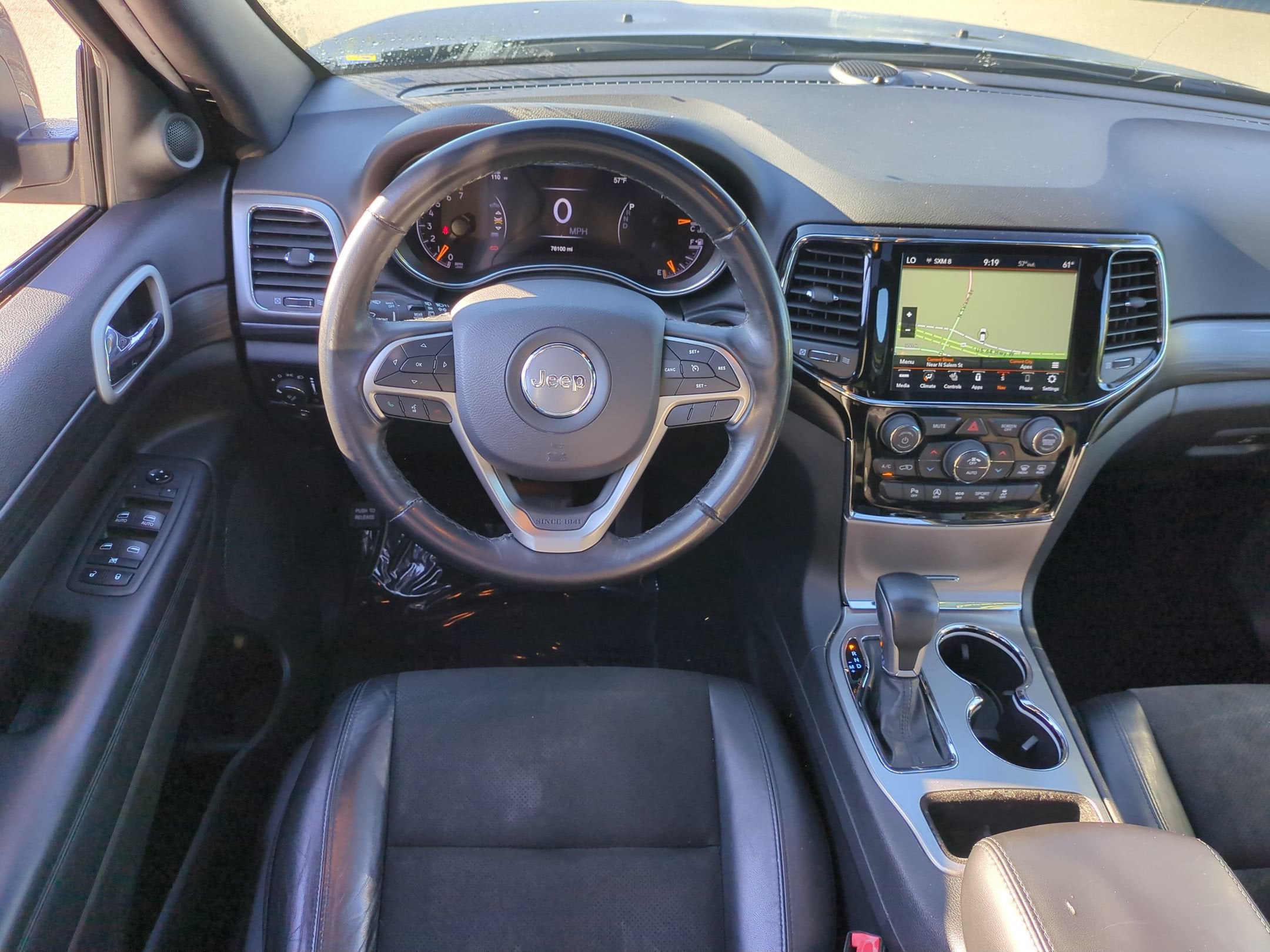 2020 Jeep Grand Cherokee Laredo E
