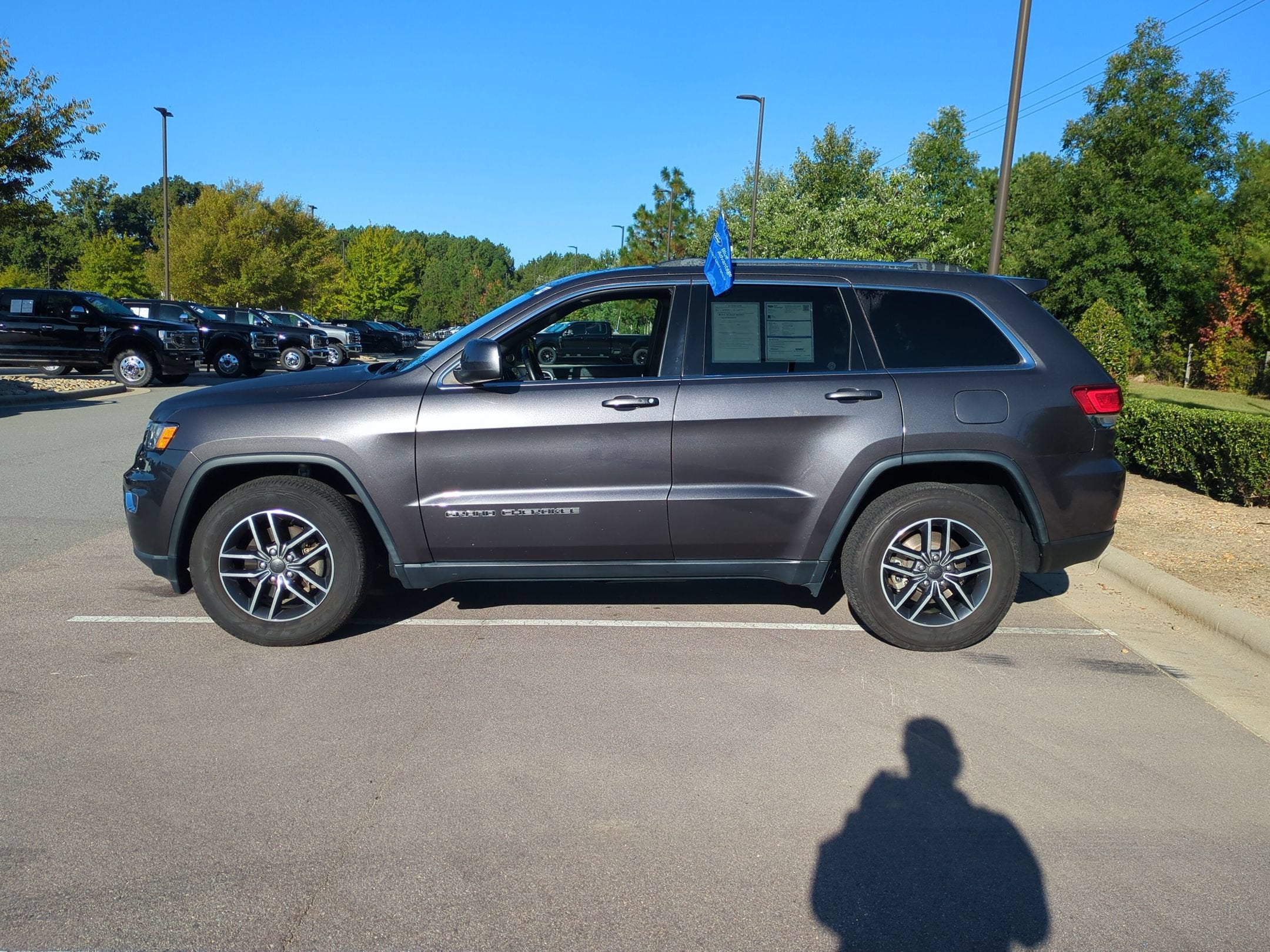 2020 Jeep Grand Cherokee Laredo E