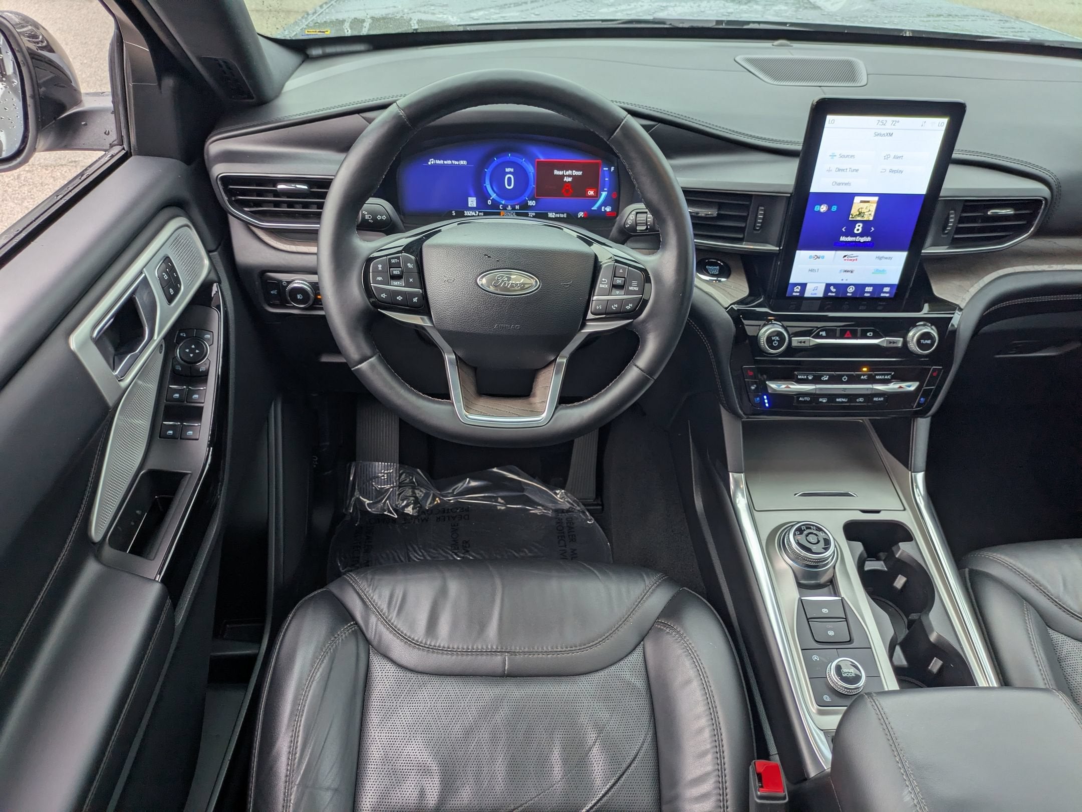 2023 Ford Explorer Platinum