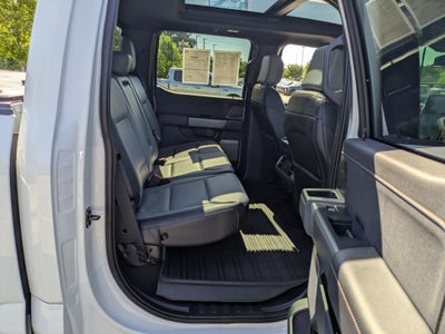 2025 Ford F-150 Lightning LARIAT