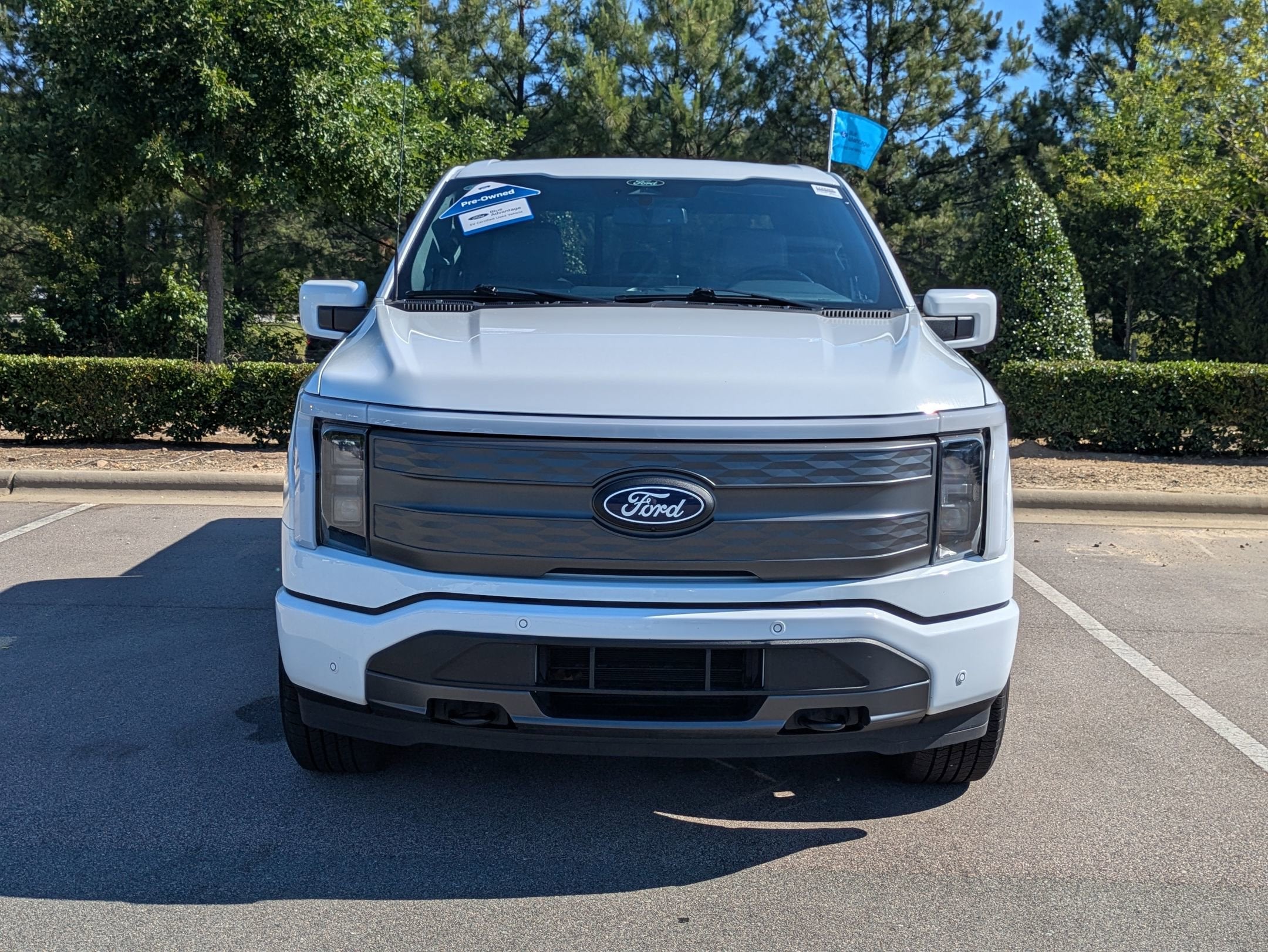 2025 Ford F-150 Lightning LARIAT