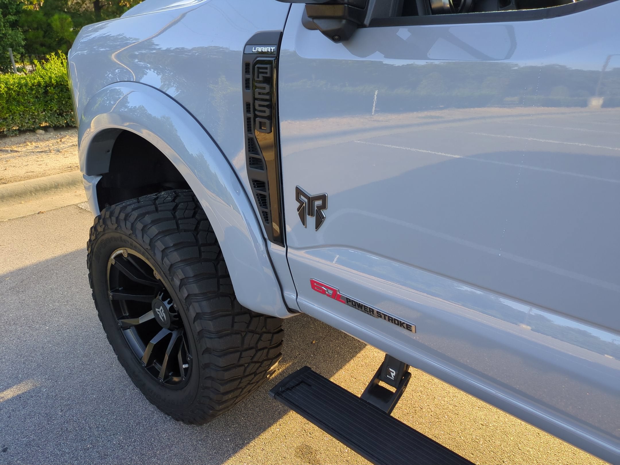 2025 Ford Super Duty F-250 SRW LARIAT Rocky Ridge