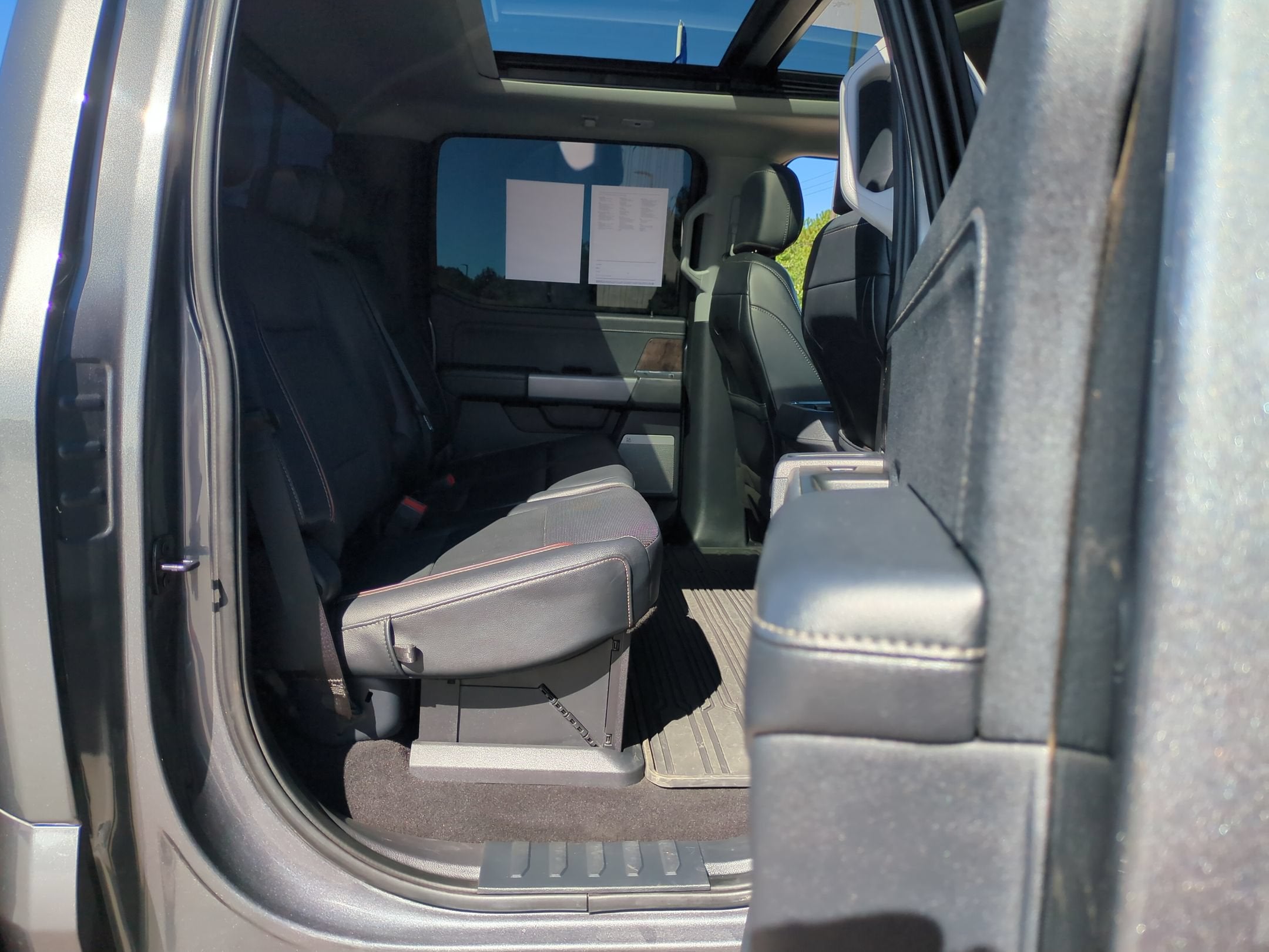 2024 Ford Super Duty F-250 SRW LARIAT