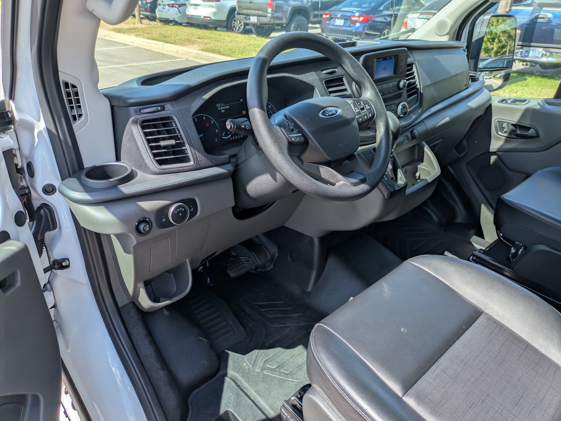 2025 Ford Transit Cargo Van Base
