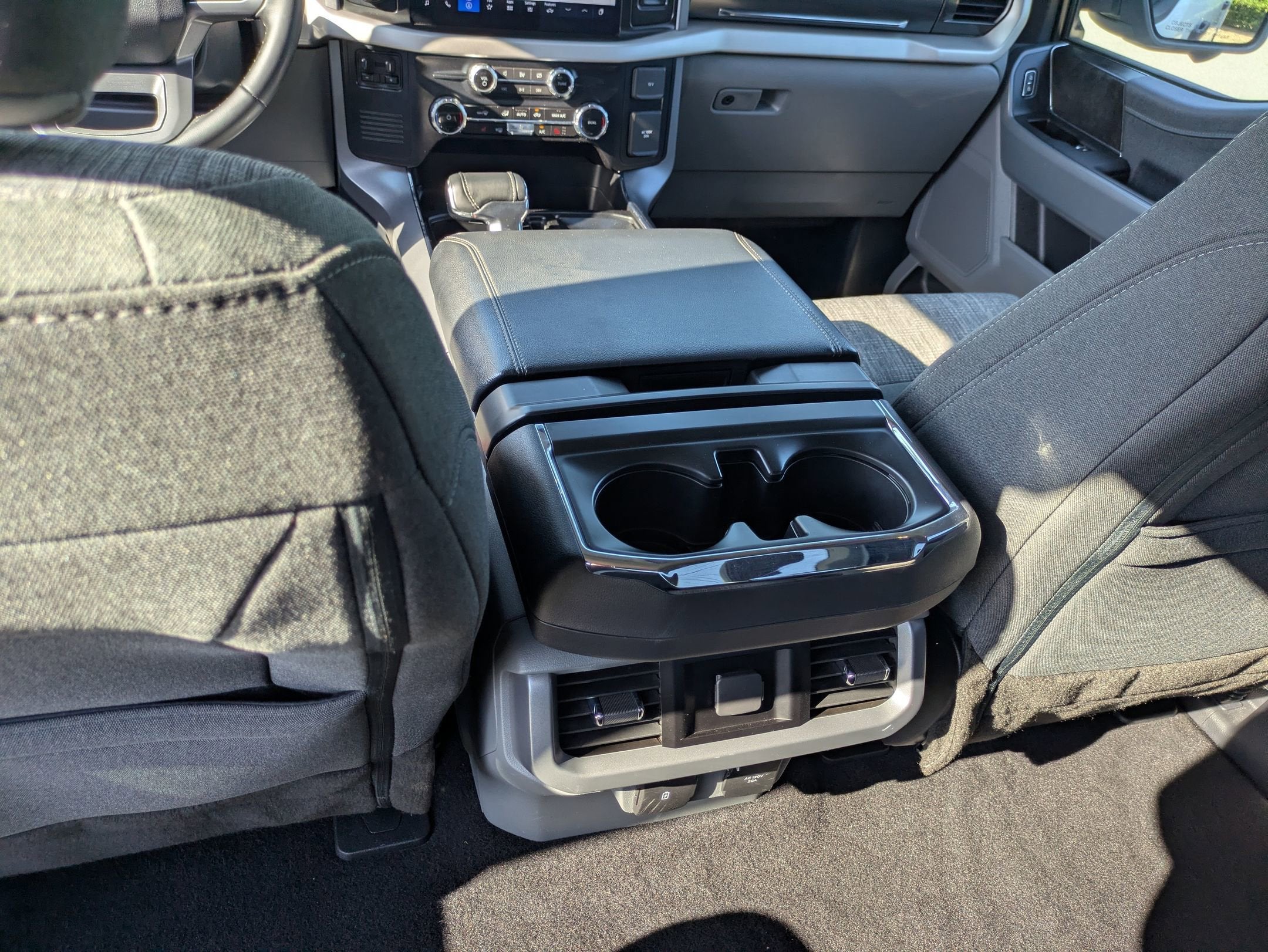 2023 Ford F-150 Lightning XLT