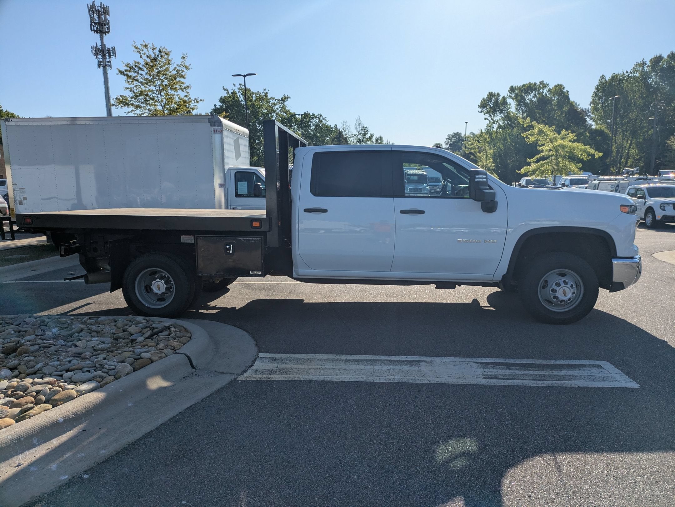 2024 Chevrolet Silverado 3500HD FLATBED DUMP WORK TRUCK