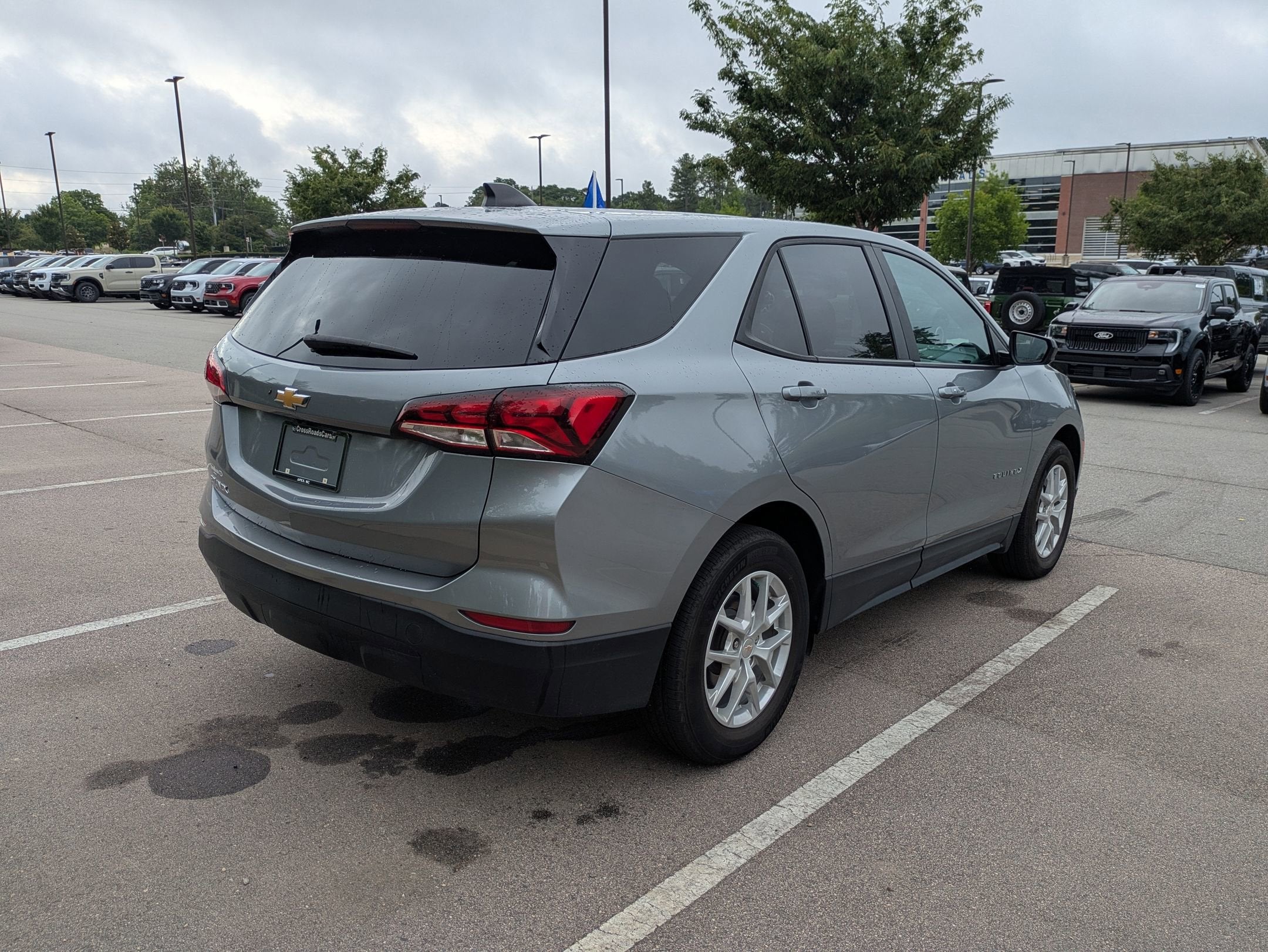 2023 Chevrolet Equinox LS