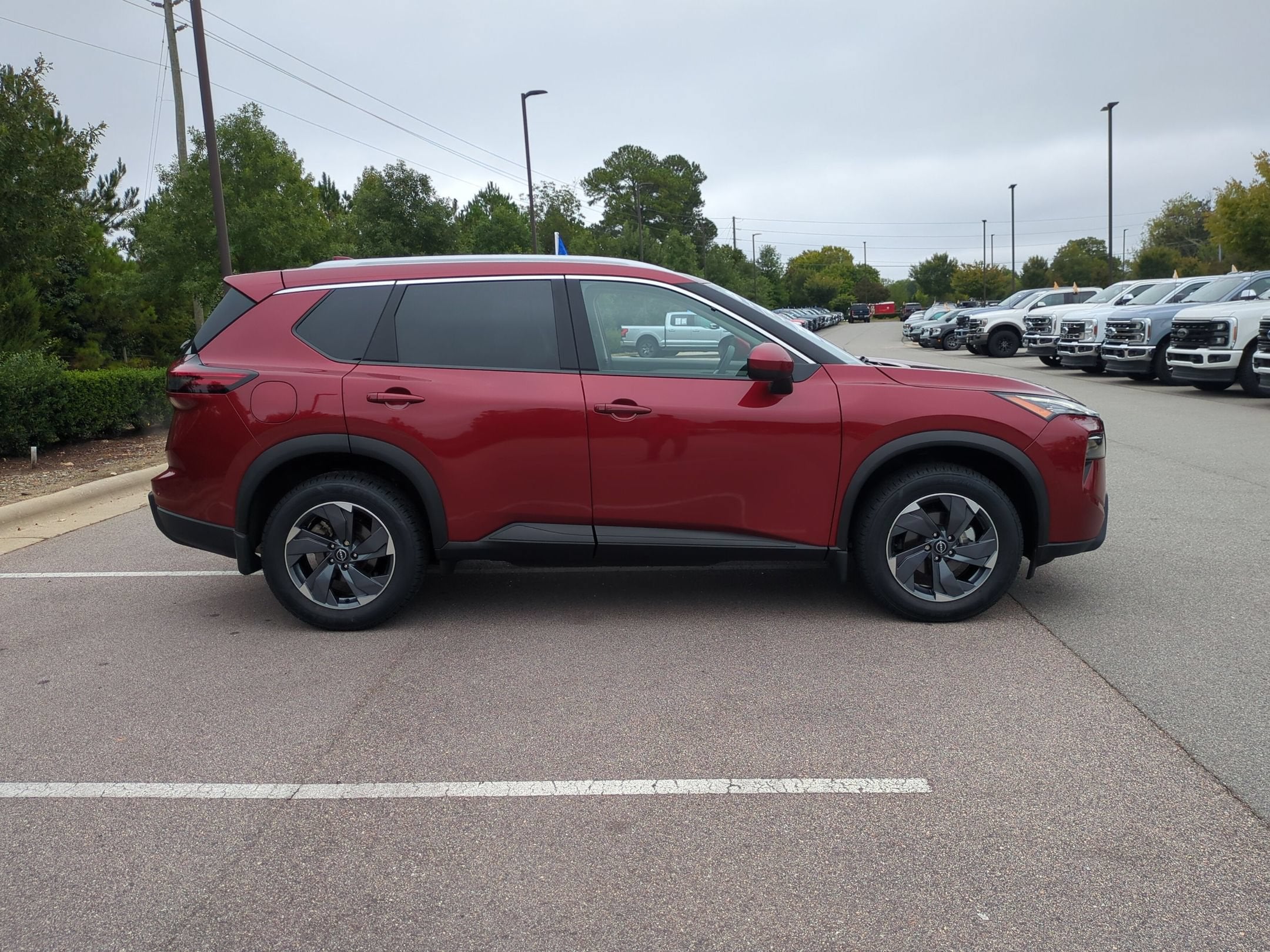 2025 Nissan Rogue SV
