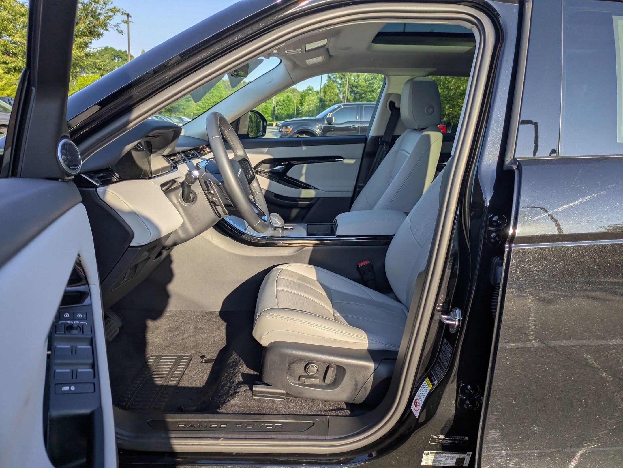 2024 Land Rover Range Rover Evoque Core S