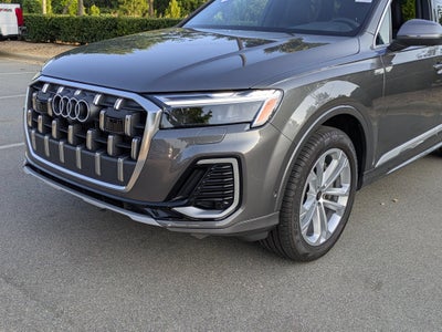 2025 Audi Q7 Premium Plus