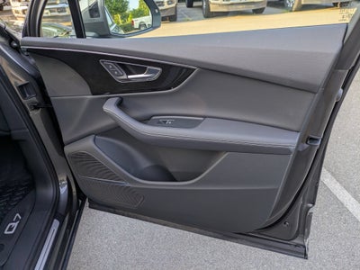 2025 Audi Q7 Premium Plus