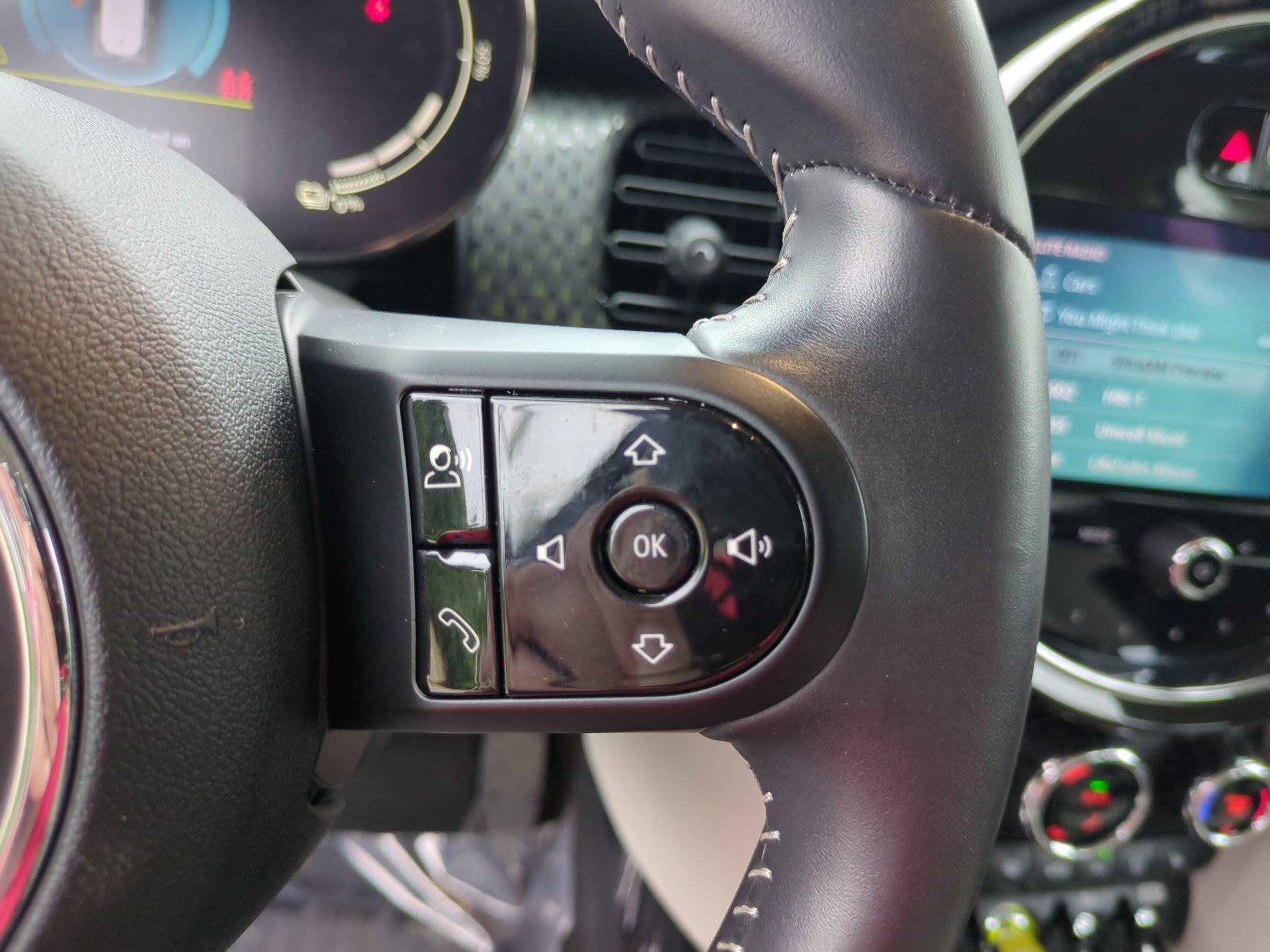 2023 MINI Hardtop 2 Door Cooper SE