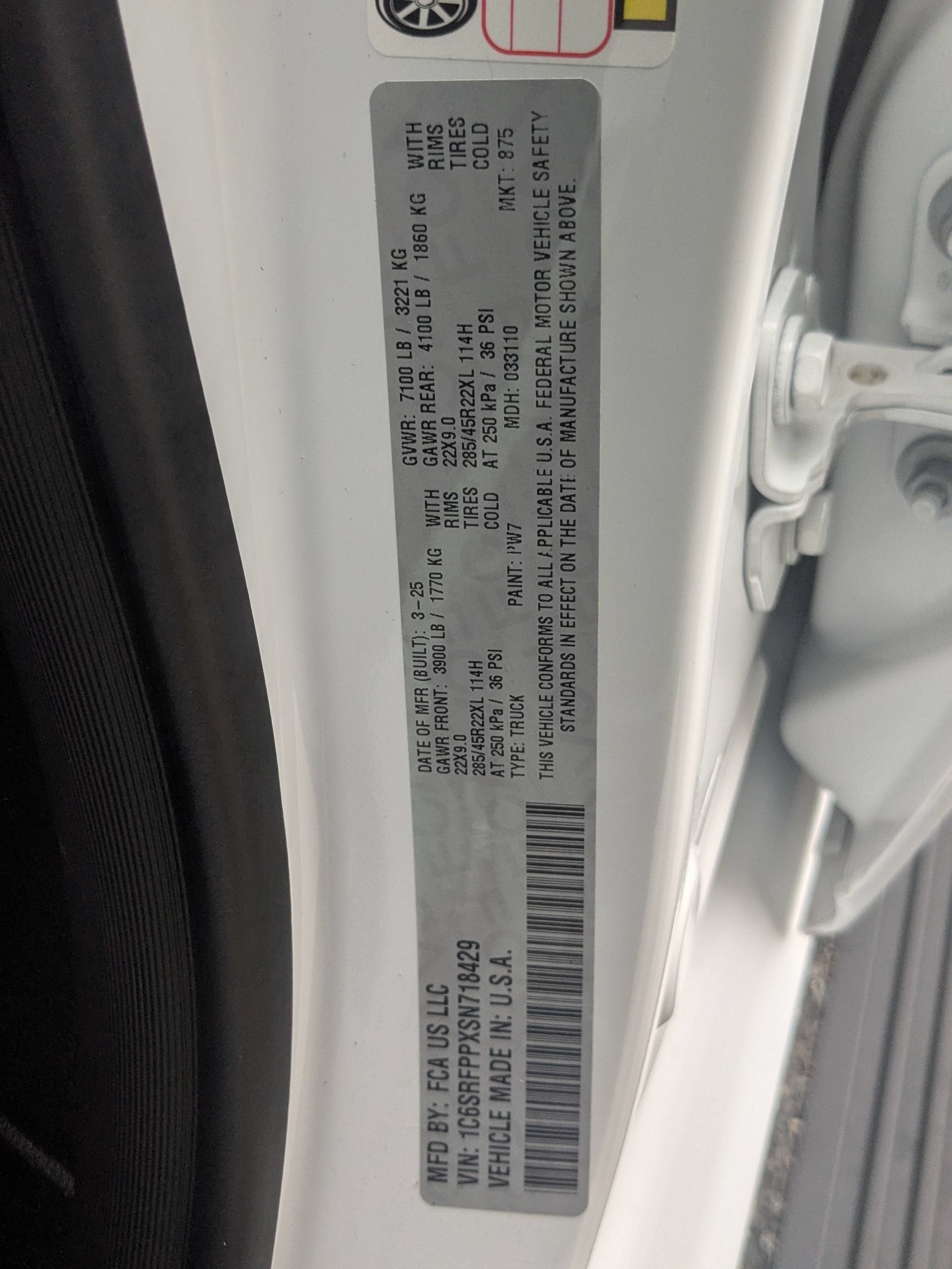 2025 RAM 1500 Limited
