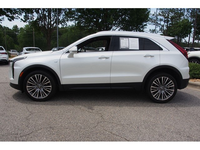 2024 Cadillac XT4 FWD Premium Luxury
