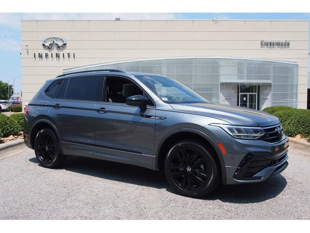 2022 Volkswagen Tiguan SE R-Line Black