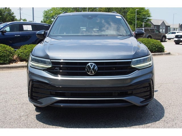 2022 Volkswagen Tiguan SE R-Line Black