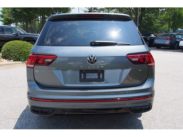 2022 Volkswagen Tiguan SE R-Line Black