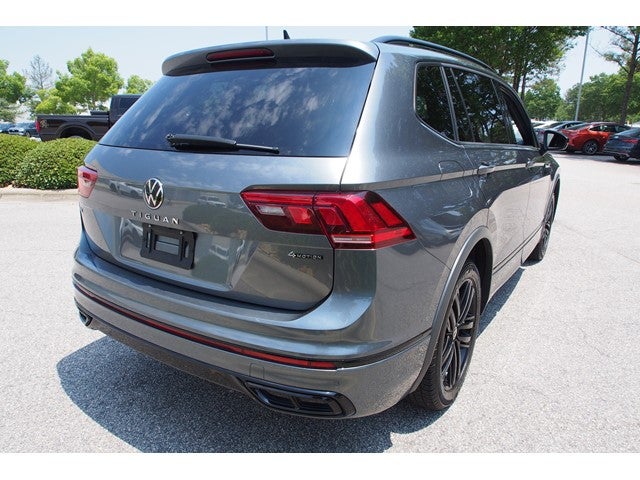 2022 Volkswagen Tiguan SE R-Line Black