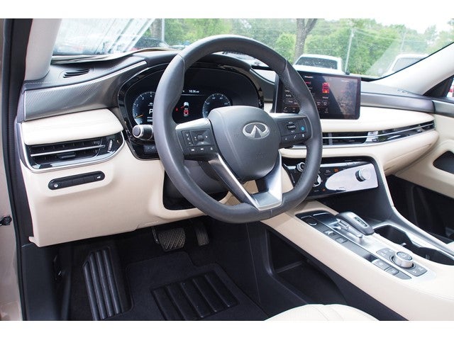 2024 INFINITI QX60 LUXE