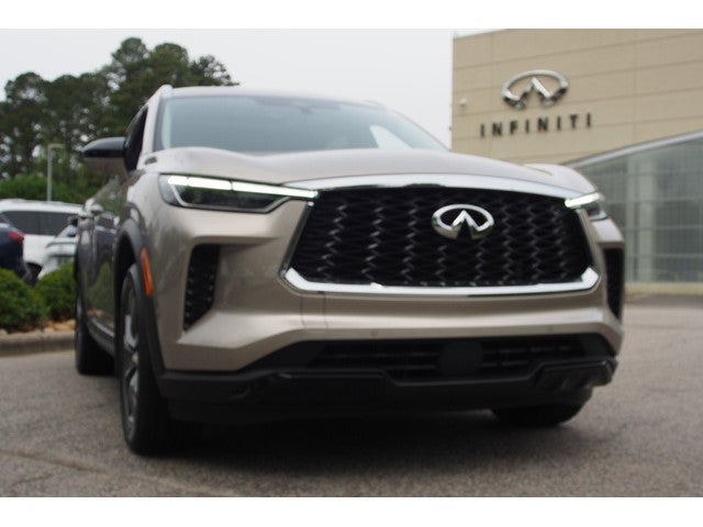 2024 INFINITI QX60 LUXE