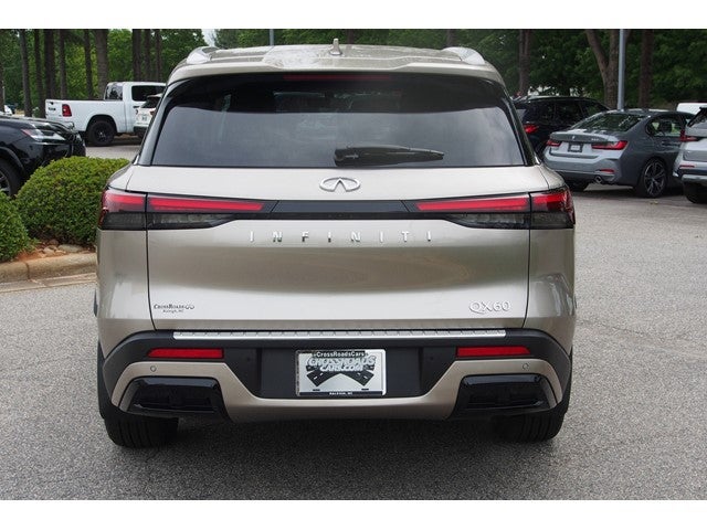 2024 INFINITI QX60 LUXE