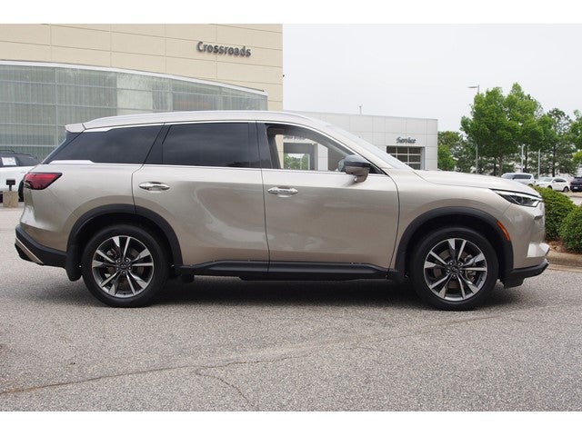 2024 INFINITI QX60 LUXE