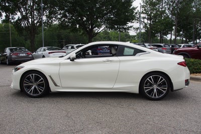 2022 INFINITI Q60 LUXE