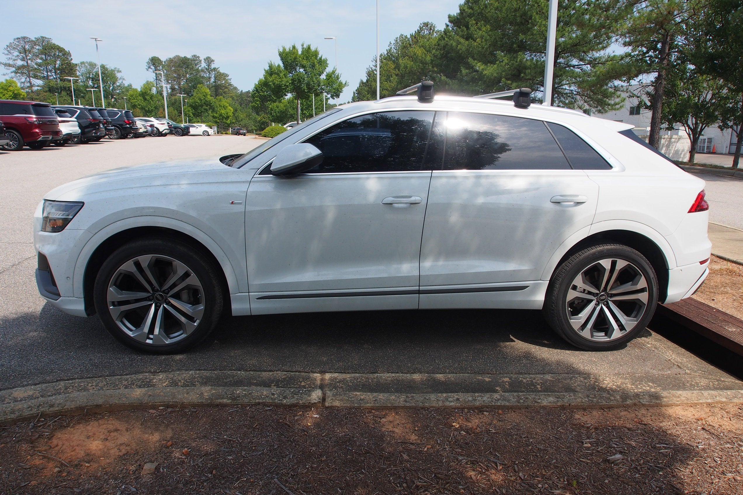 2022 Audi Q8 Premium Plus