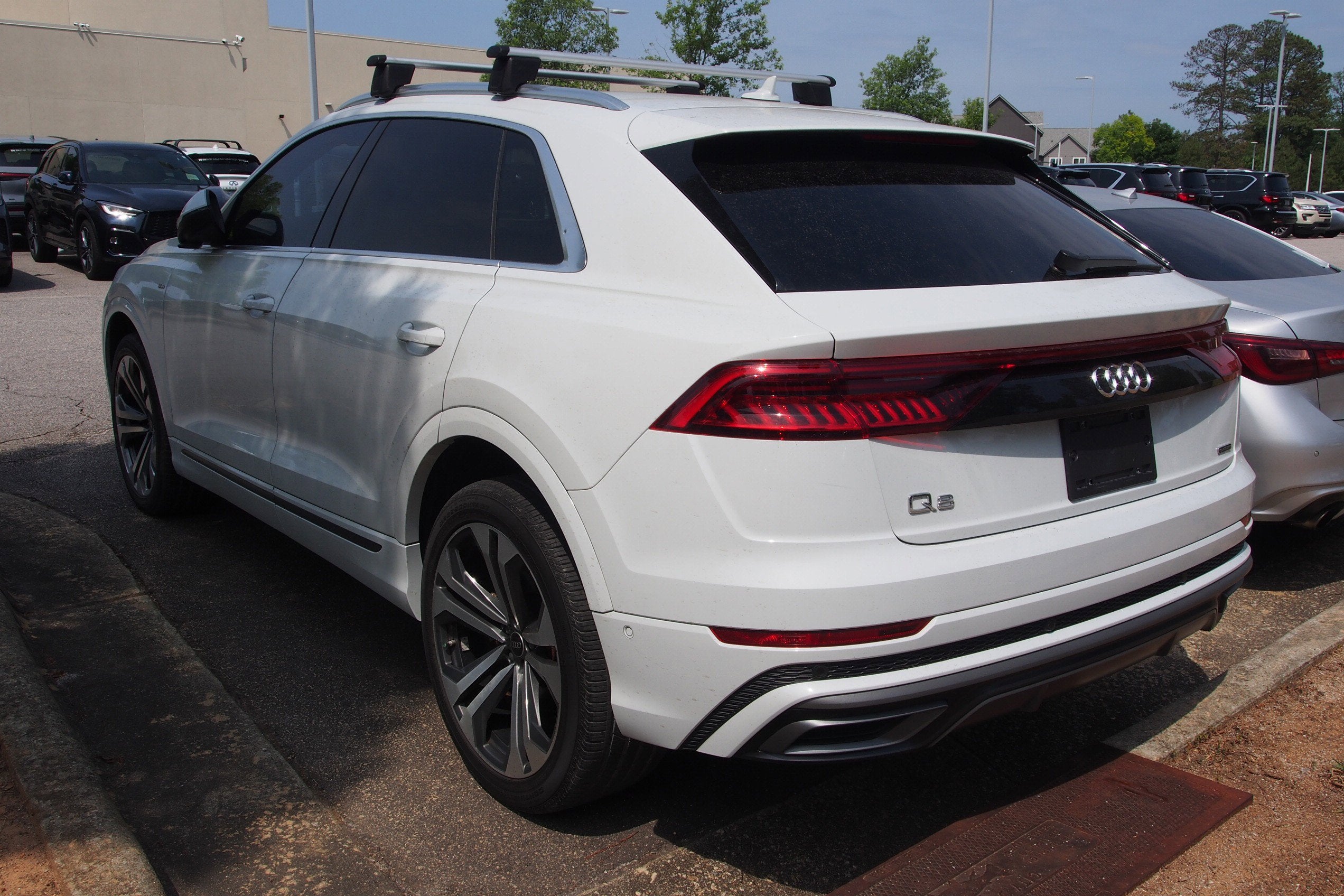 2022 Audi Q8 Premium Plus