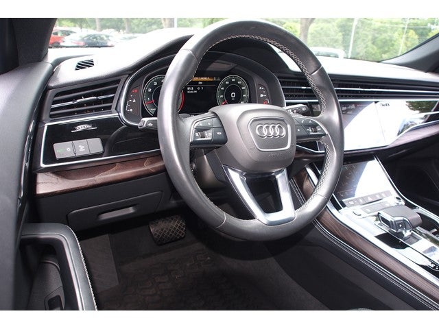 2022 Audi Q8 Premium Plus