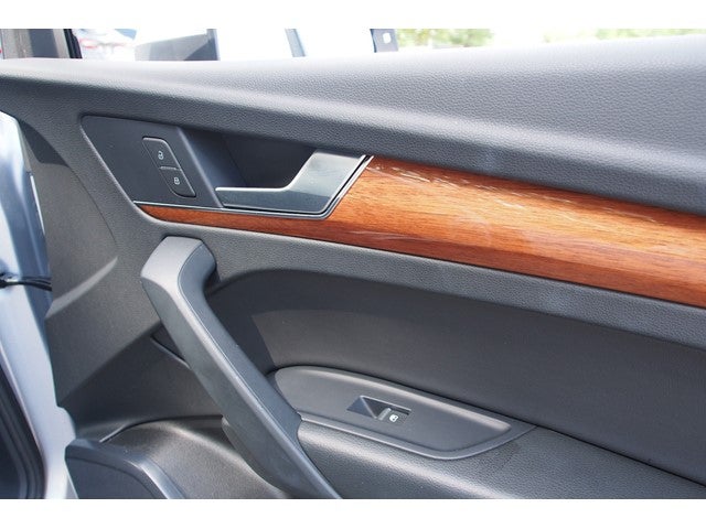 2023 Audi Q5 S line Premium