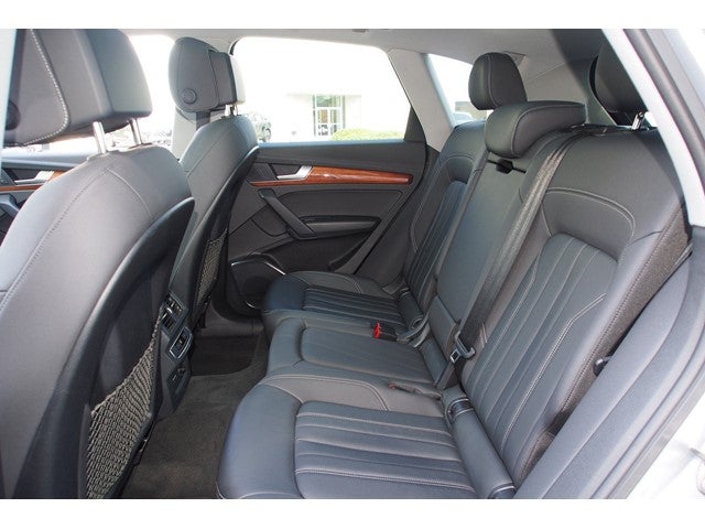 2023 Audi Q5 S line Premium