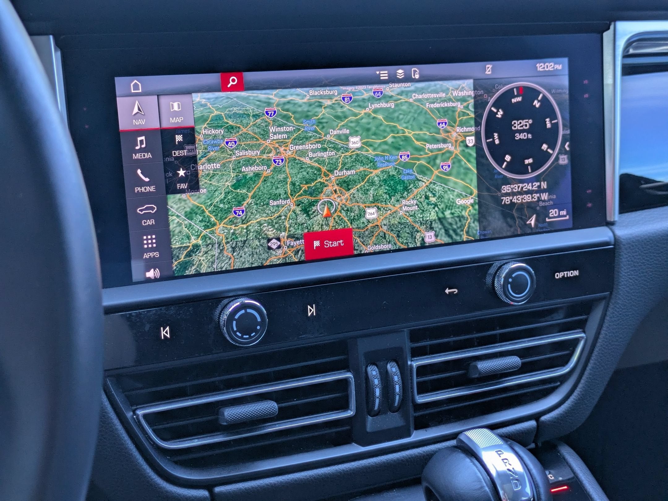 2023 Porsche Macan Base