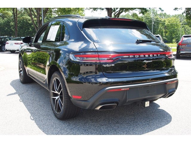 2023 Porsche Macan Base