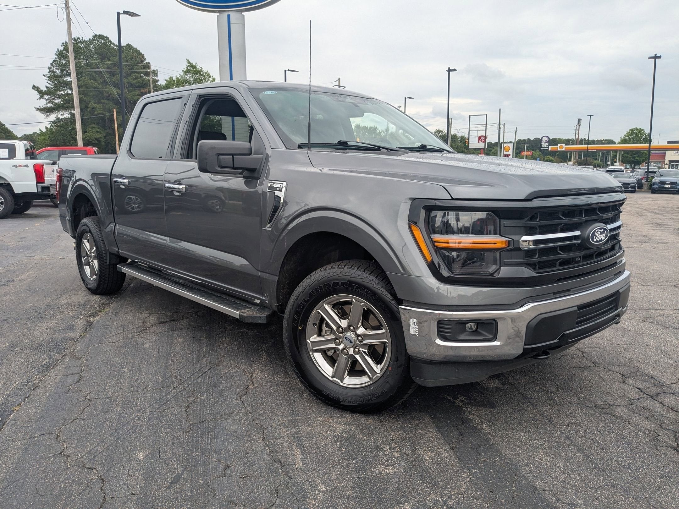 2025 Ford F-150 XLT