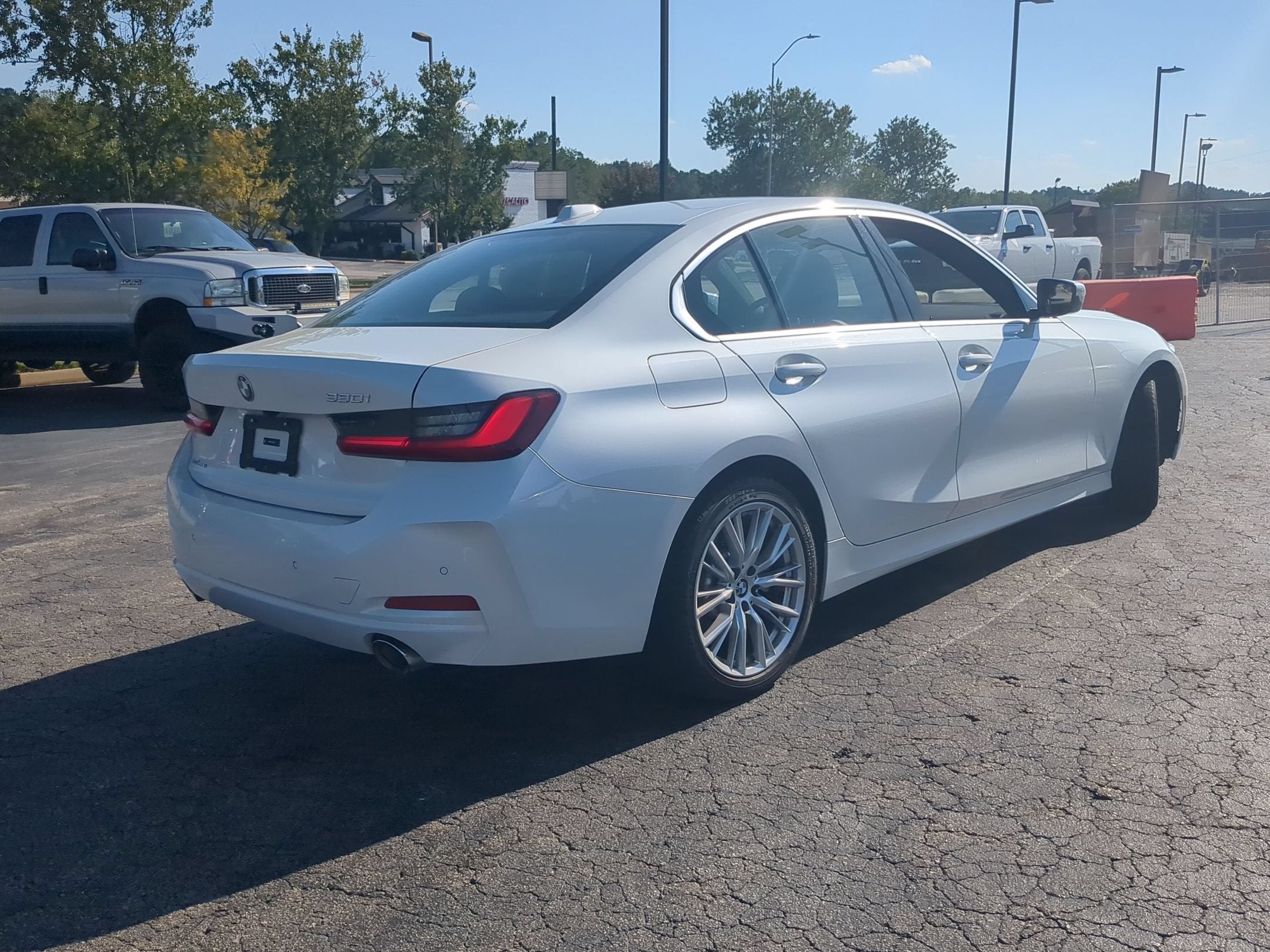 2024 BMW 3 Series 330i